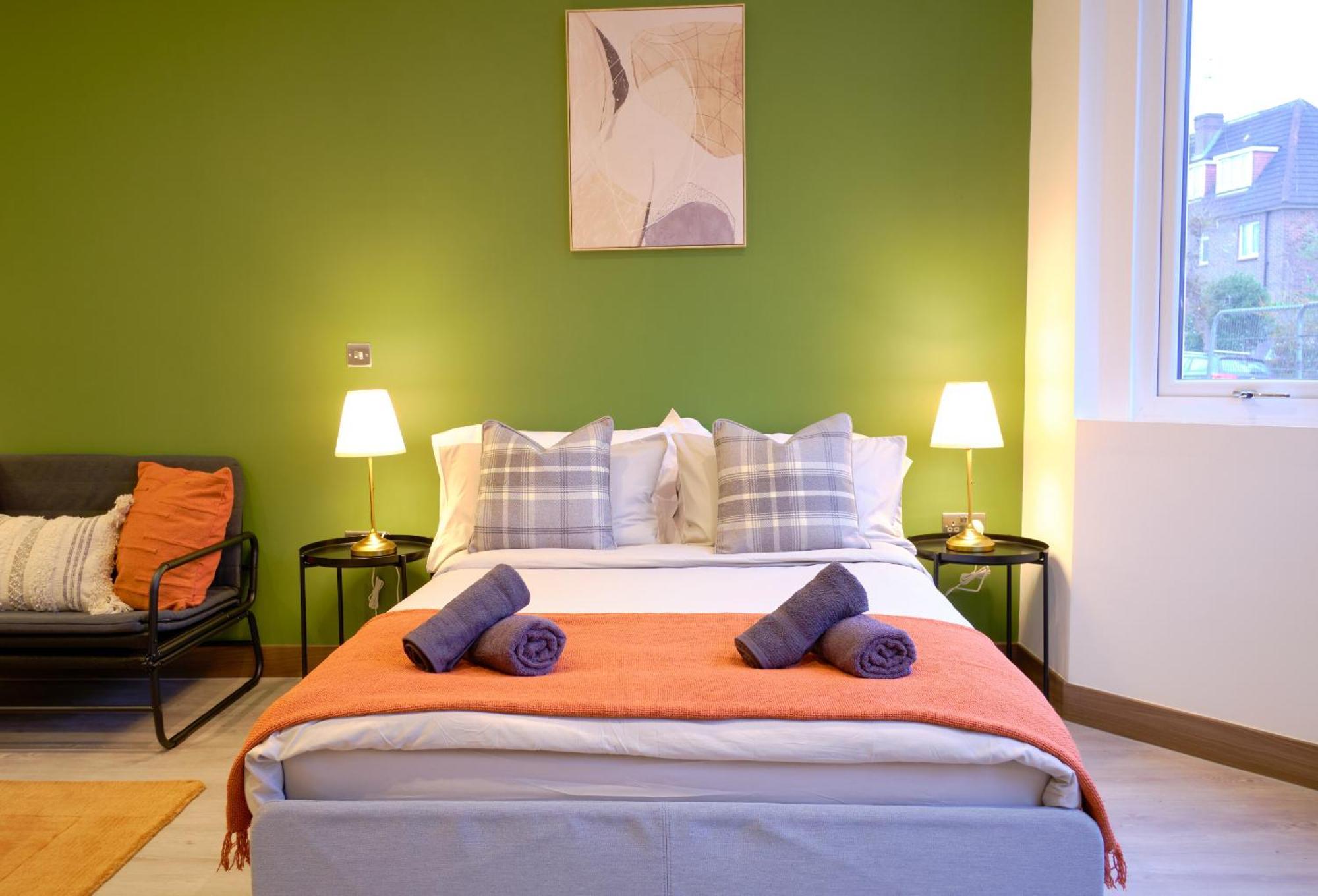 Goldersgreen By Sleepy Apartment London