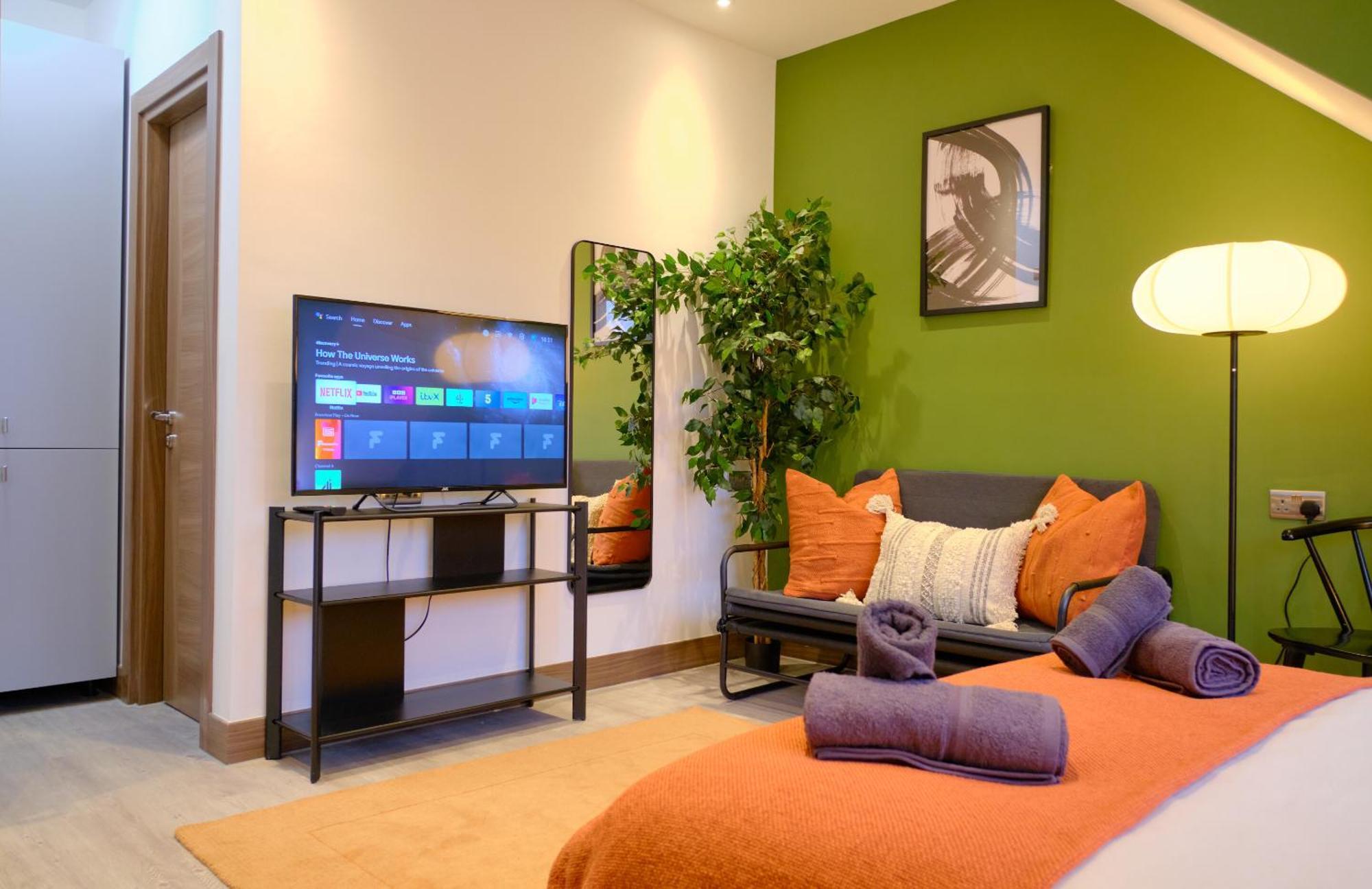 Goldersgreen By Sleepy Apartment