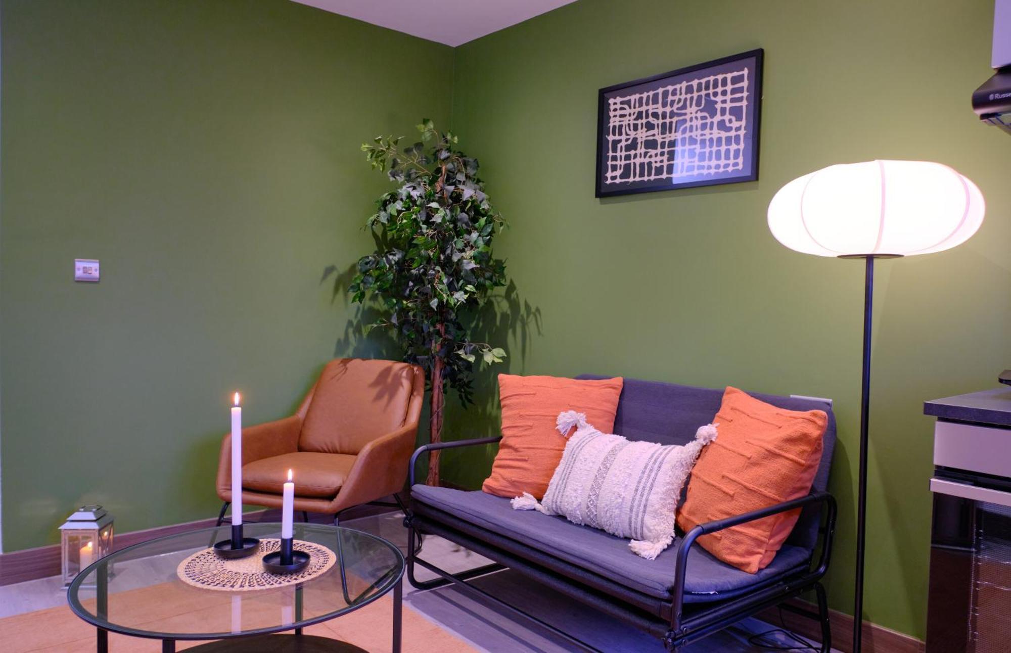 Goldersgreen By Sleepy Apartment