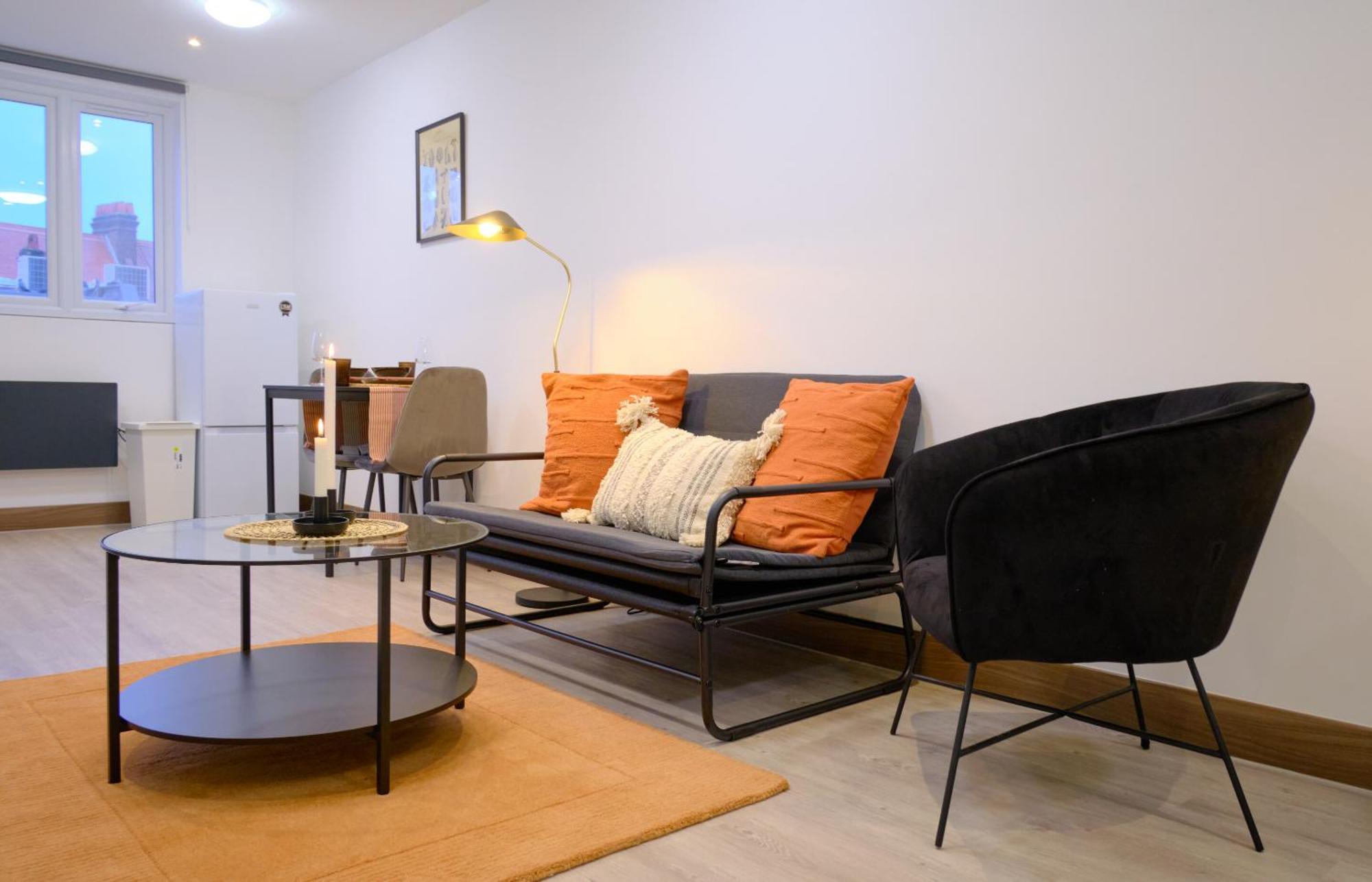 Goldersgreen By Sleepy Apartment *