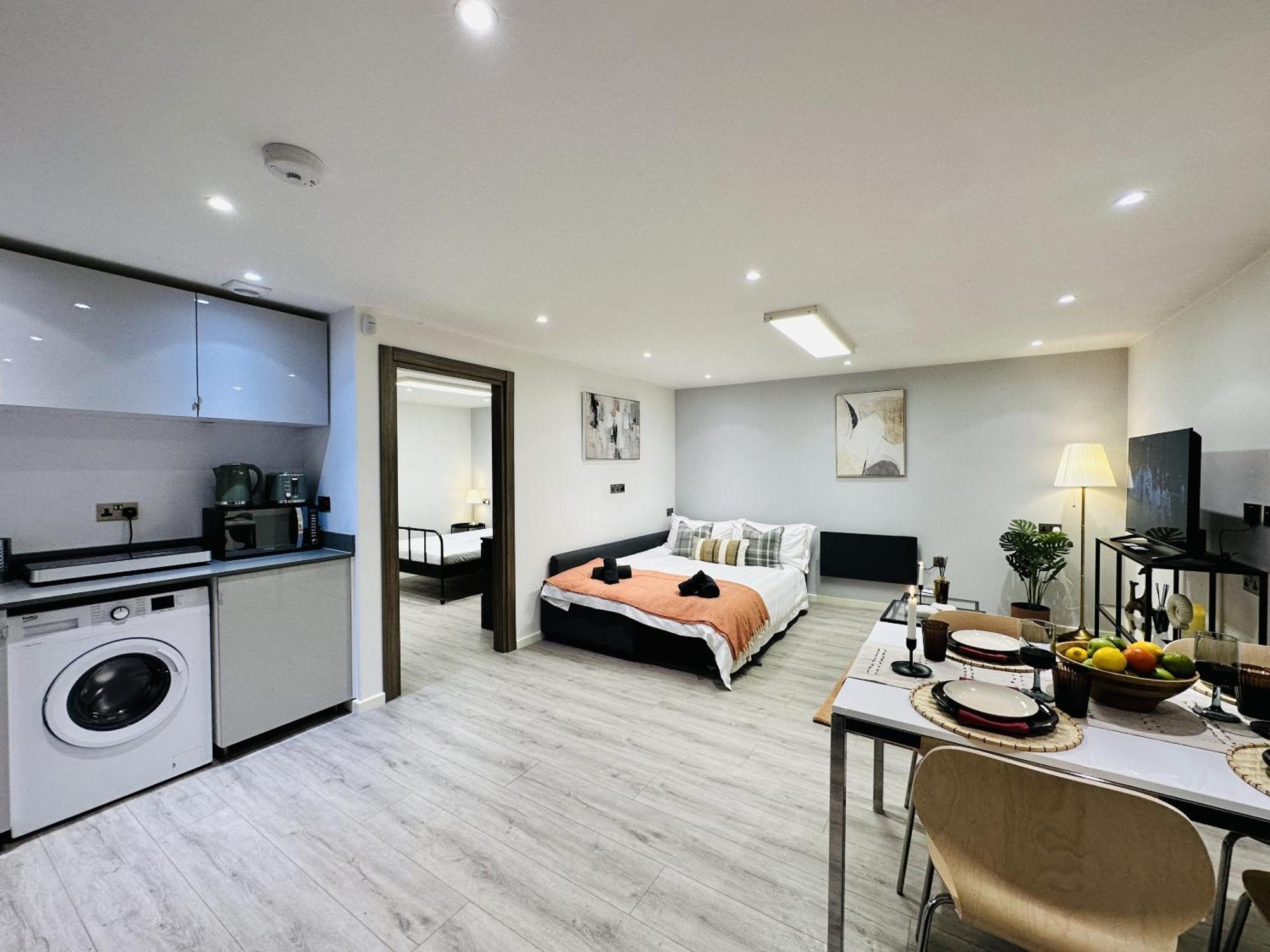 Goldersgreen By Sleepy * London