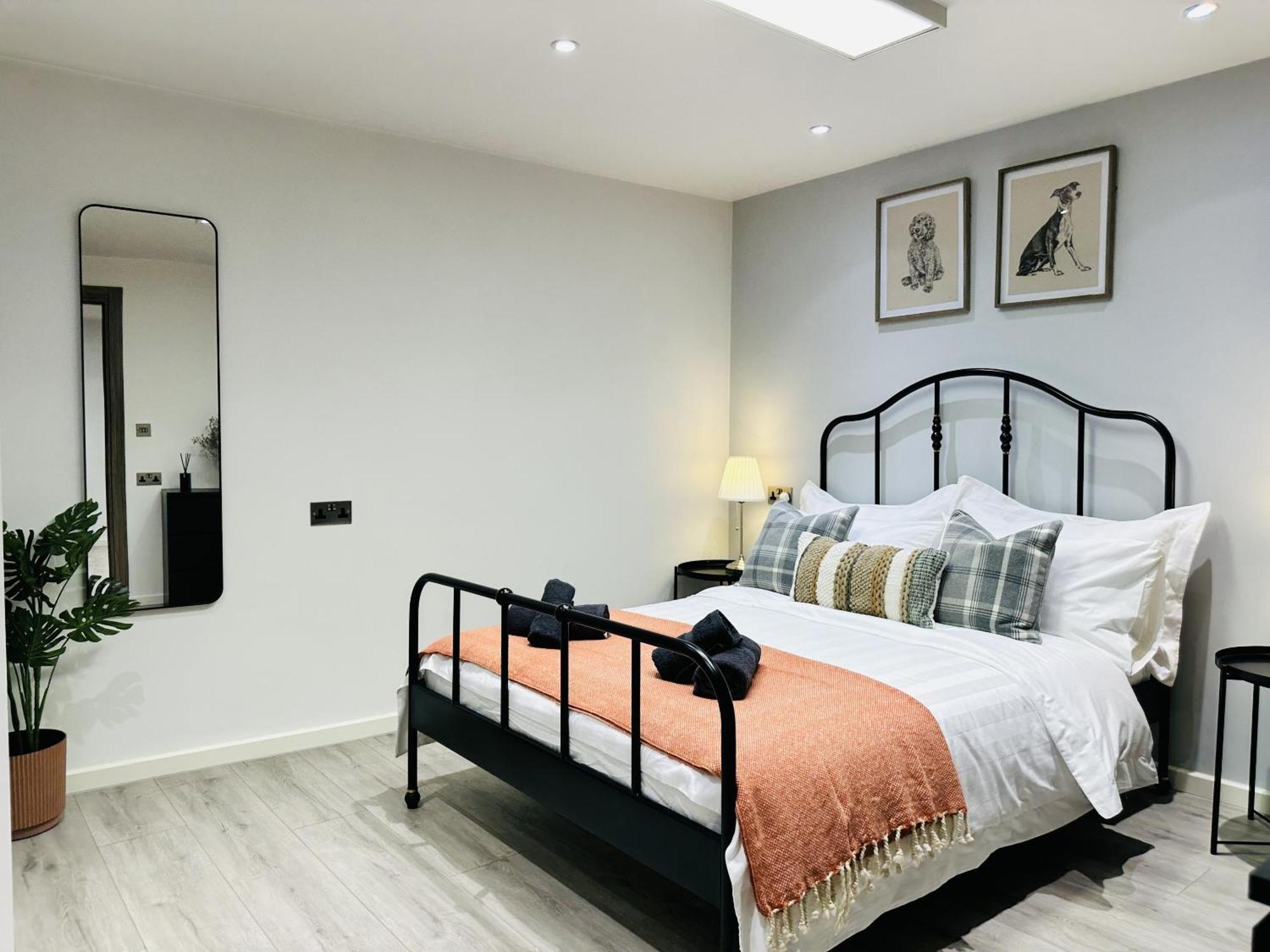 Goldersgreen By Sleepy Apartment